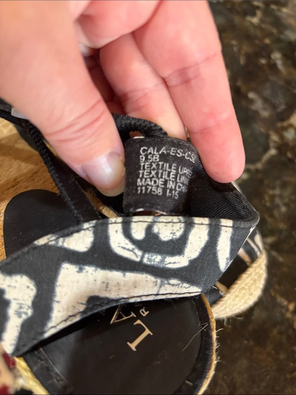 Lauren Ralph Lauren wedge sandals! Women’s 9.5